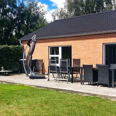 Feriehus 8 Person In Vaeggerlose Bøtø By