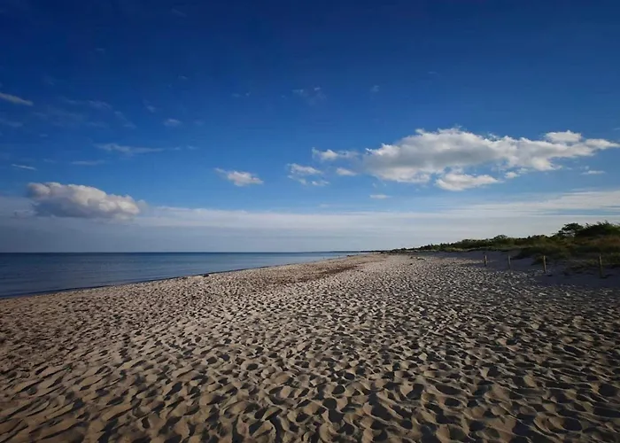 8 Person In Vaeggerlose Bøtø By